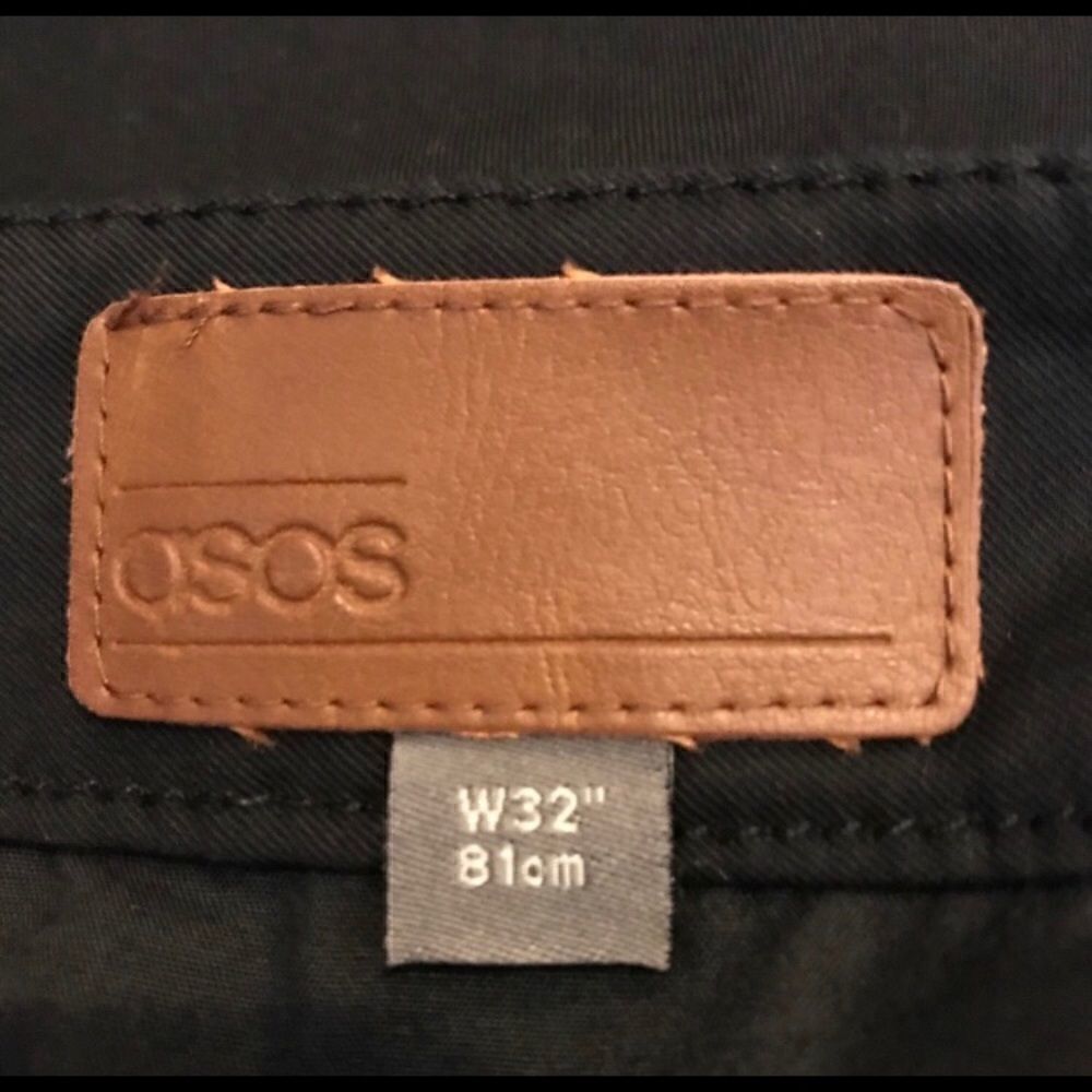 New! ASOS Black Shorts With Raw Hem Sz 32 - Picture 6 of 8